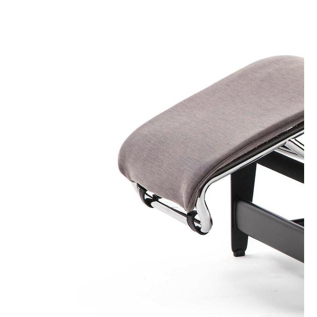 4 Durable Continuously Adjustable Chaise Lounge by Le Corbusier for Cassina For Sale - Image 3 of 8