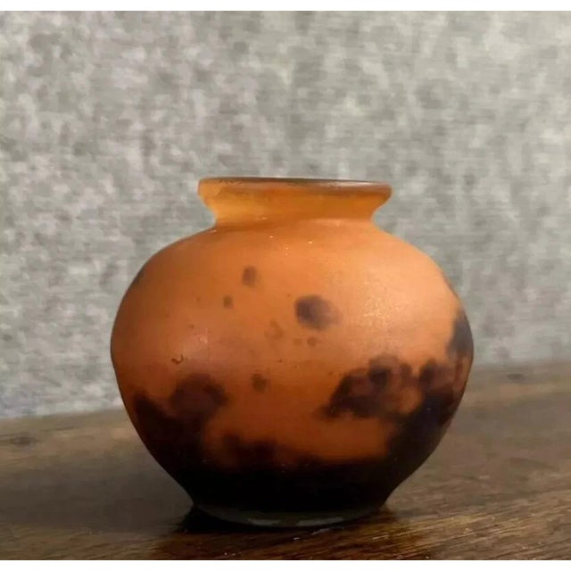 Art Nouveau Marbled Glass Vase For Sale - Image 4 of 6