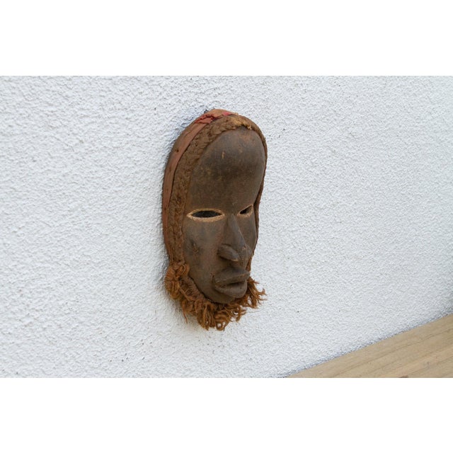 1960s Vintage Kuba Raffia Beard Mask For Sale - Image 5 of 8