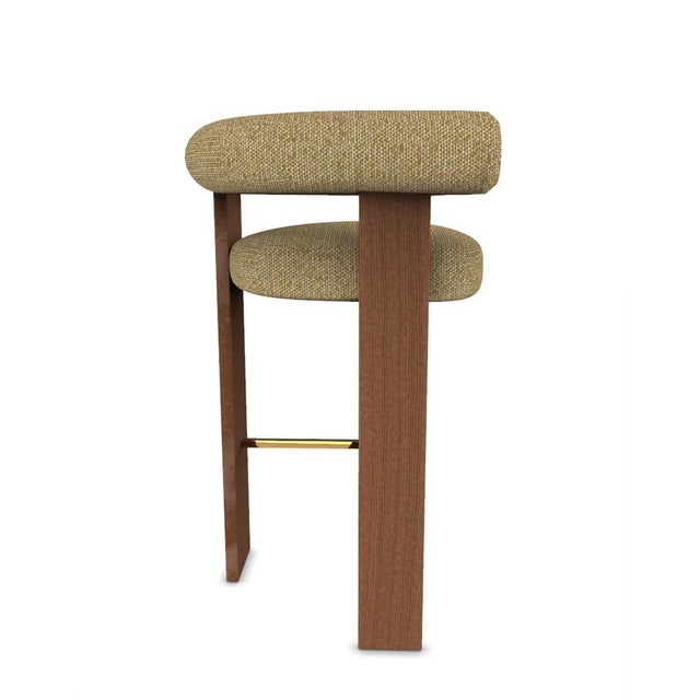 A chair that mixes both modern and classical design approaches. Designed to hug the body, durable and solid chair features...