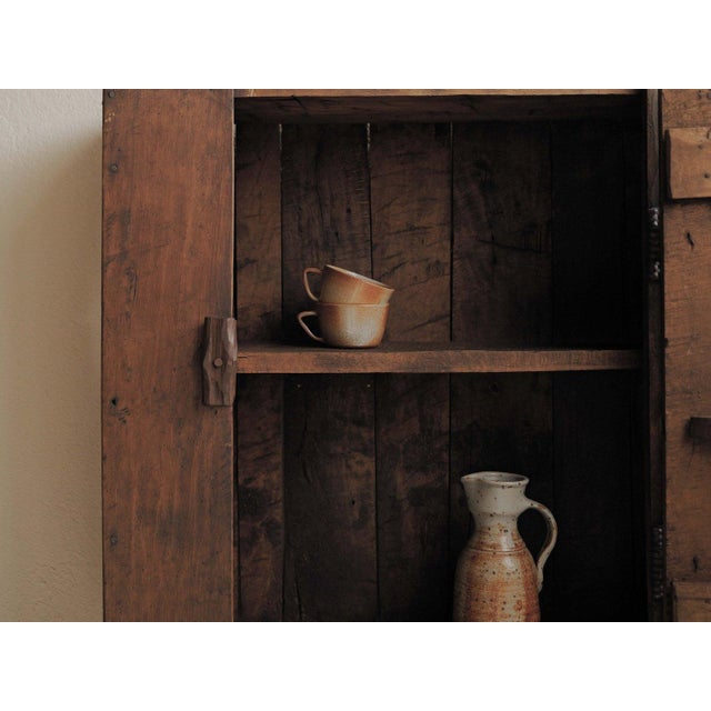 Early 20th Century Folk Art Mountain Wall Cabinet in Pine, 1900 For Sale - Image 5 of 13