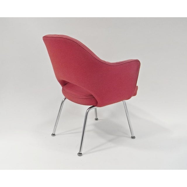 Mid-Century Modern Executive Lounge Chair by Eero Saarinen for Knoll, 1980s For Sale - Image 3 of 9