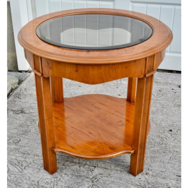 1990s Drexel Heritage Yew Wood End Table Vintage Regency Burl Round Side Glass Top 24” For Sale - Image 5 of 13