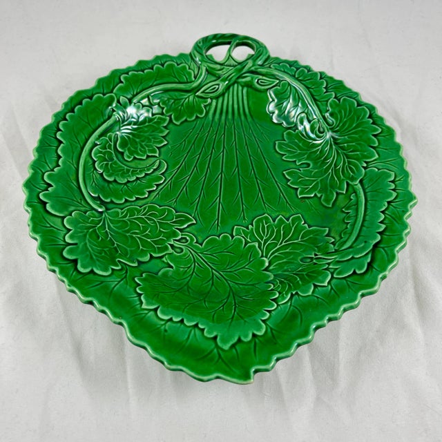 Majolica English Greenware Majolica Twig Handled Leaf Shaped Server or Vide-Poche For Sale - Image 4 of 13