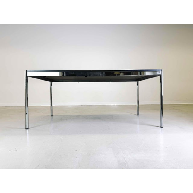 Mid-Century Modern Vintage Desk in Resin, 2010s For Sale - Image 3 of 12