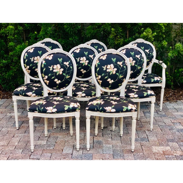 A Set of Eight Maison Jansen Style French Louis XVI Chairs With New Upholstery For Sale In Miami - Image 6 of 12