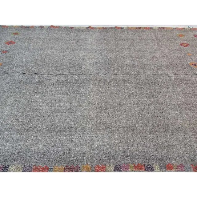 Vintage Turkish Kilim Handwoven Embroidered Grey Oversize Area Rug - 8′4″ × 13′5″ For Sale - Image 4 of 6