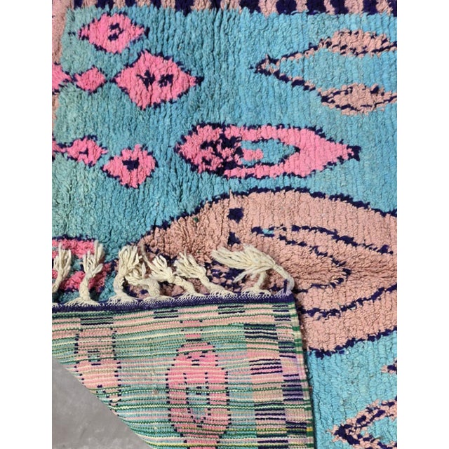 Abstract Moroccan Wool Rug - 8.9 X 6.2 Ft For Sale In Cleveland - Image 6 of 6