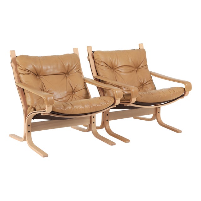 Vintage Siesta Chairs in Tan Leather and Plywood by Ingmar Relling for Westnofa, 1960s, Set of 2 For Sale