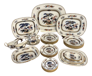 Antique Victorian Dinner Service from Wedgwood, 1880, Set of 36