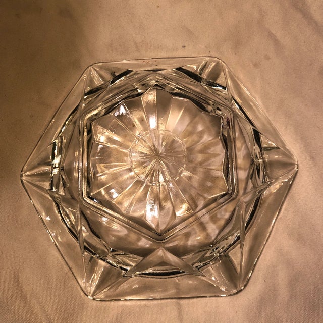 1980s Vintage Cut Glass Ashtray With Sun Burst Pattern For Sale - Image 5 of 9