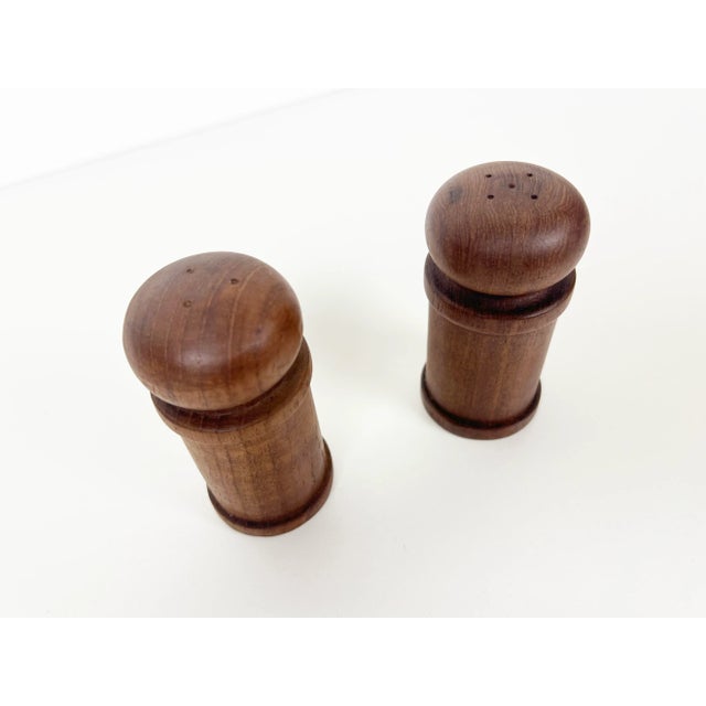 Mid-Century Modern Danish Teak Salt and Pepper Shakers - Vintage For Sale - Image 3 of 10