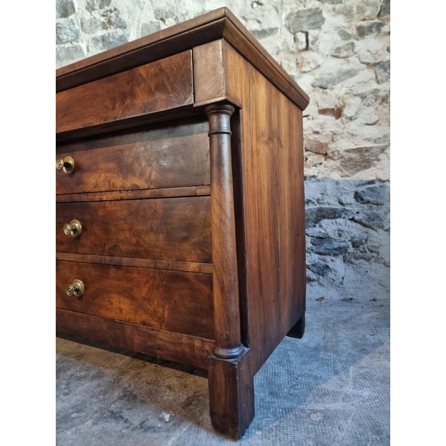 French Empire Walnut Commode, Early 19th Century For Sale - Image 5 of 18