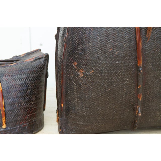 Early 18th Century Antique Lacquered Karen Tribe Basket For Sale - Image 5 of 9