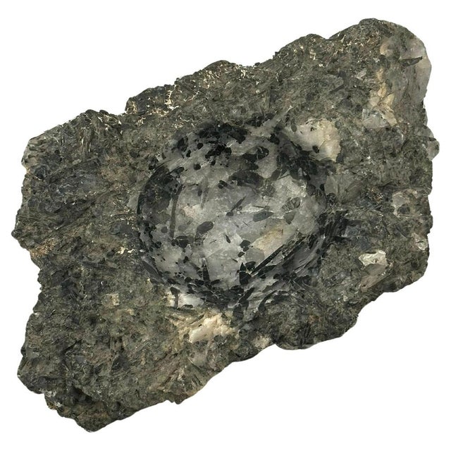 Decorative Stone Bowl in Quartz Crystal with Black Tourmaline Inclusions, Brazil, 1960s For Sale - Image 10 of 10