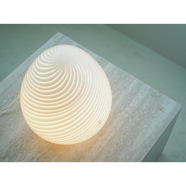 Egg-Shaped Murano Glass Table Lamp from Vetri, Italy, 1970s For Sale - Image 4 of 11