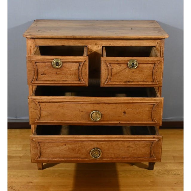 Small Chest of Drawers in Ash For Sale - Image 4 of 18
