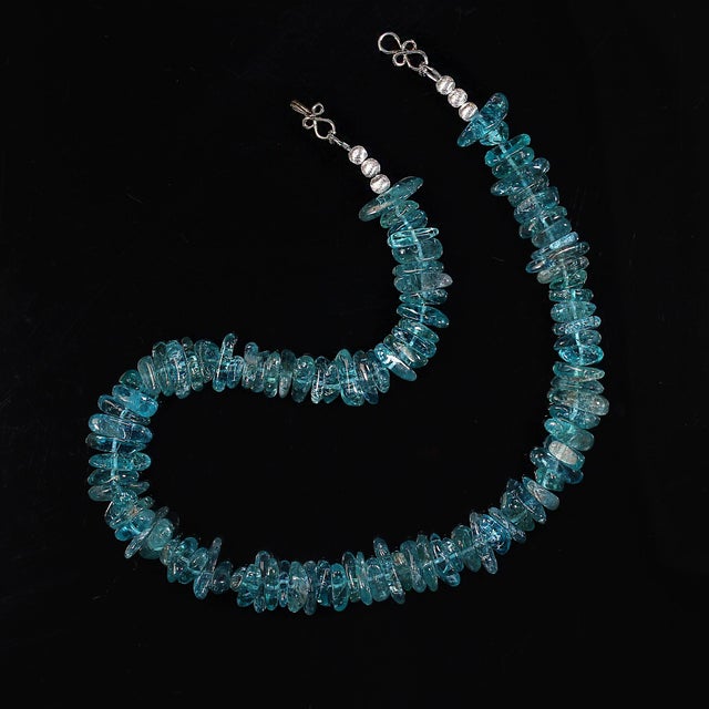 2020s Ajd 18 Inch Highly Polished Elongated Nuggets of Transparent Apatite For Sale - Image 5 of 5