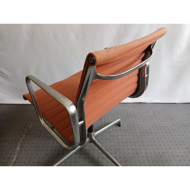 EA 108 Swivel Chairs by Charles & Ray Eames for ICF De Padova, 1960s, Set of 2 For Sale - Image 12 of 18