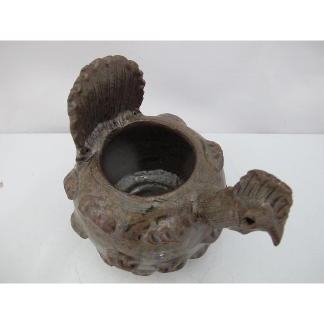 2010s Grace Nell Hewell Southern Folk Art Studio Pottery Rooster Bowl Planter For Sale - Image 5 of 10