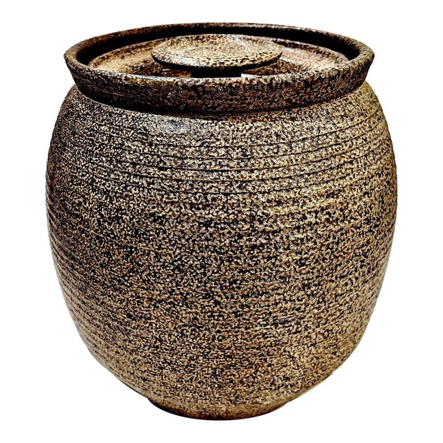 1970's Salt Glaze Stoneware Ridged Studio Pottery Jar With Lid - Ken Edwards Montana Potter For Sale