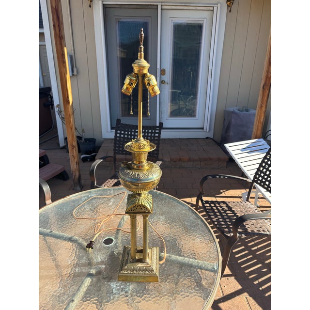 Late 19th Century English Victorian Brass Column Table Lamp 1896 For Sale - Image 5 of 6