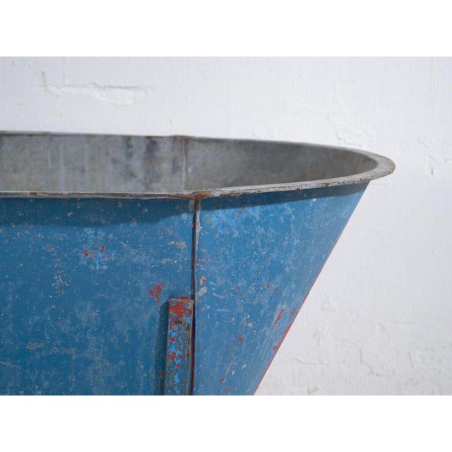 Antique Galvanized Zinc Tub For Sale - Image 6 of 8