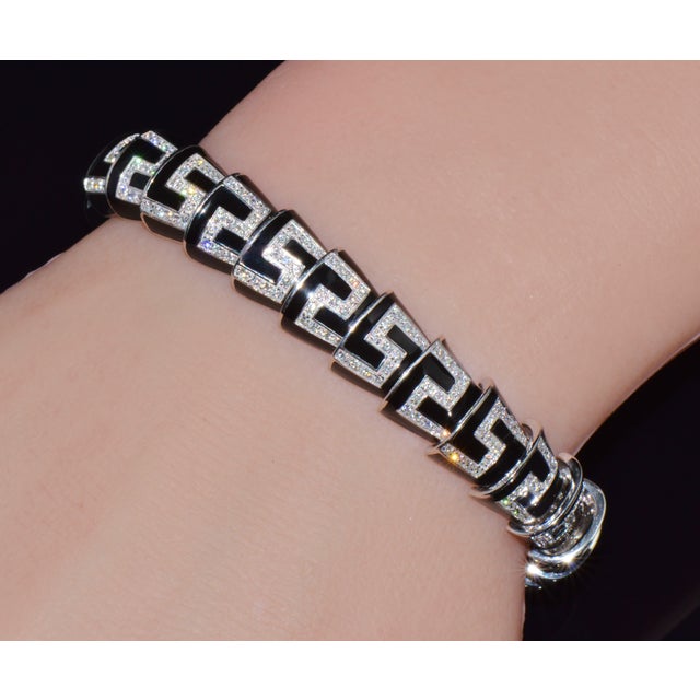 Late 20th Century Late 20th Century Authentic Roberto Coin Cobra 1.78ct Diamond & Black Enamel Bracelet in Solid 18k White Gold For Sale - Image 5 of 16