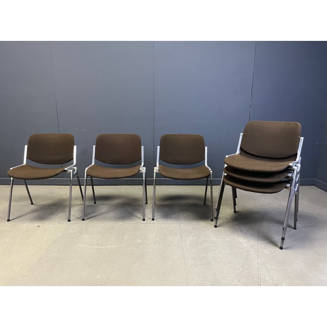 Castelli Vintage DSC 106 Side Chairs by Giancarlo Piretti for Castelli, 1970s, Set of 6 For Sale - Image 4 of 10