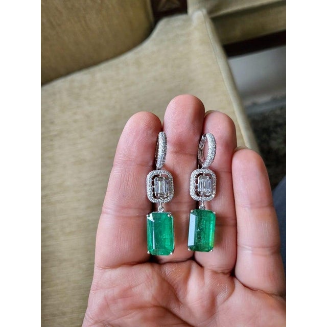 Set in 18k White Gold, Natural Zambian Emerald & Diamonds Dangle Earrings, Pair For Sale - Image 6 of 8