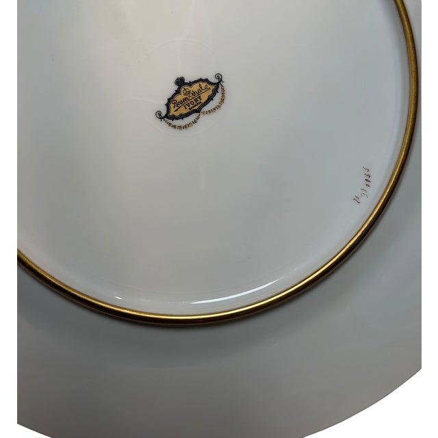 Set of 16 Rosenthal Continental Gold Encrusted Porcelain Dinner Plates 5500i For Sale In Los Angeles - Image 6 of 6