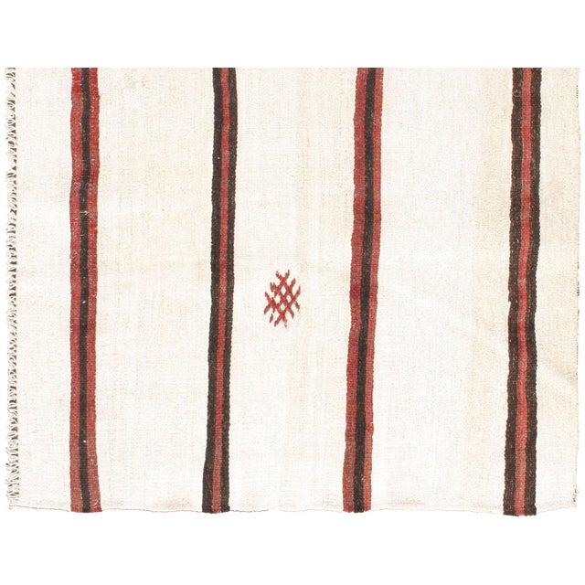 Vintage Turkish Kilim Rug 3'4 X 5'9 For Sale In New York - Image 6 of 8