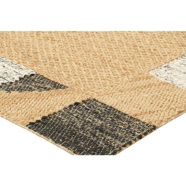 Rug & Kilim’s Abstract Flatweave in Beige Open Field With Geometric Border For Sale In New York - Image 6 of 7