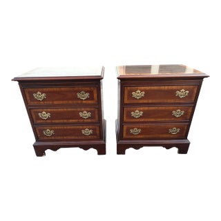 Dixie Chippendale Pair of Banded Mahogany Nightstands For Sale