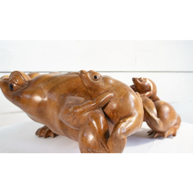Large Wooden Frogs Figurine, 1920s For Sale - Image 4 of 17