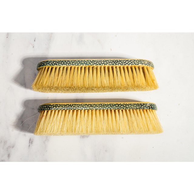 Rare Antique English Shagreen Vanity Set c.1920, Goldsmiths & Silversmiths London, 5-Piece Boxed Dressing Set Brushes Mirror For Sale - Image 10 of 15