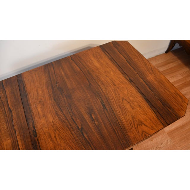 1900s Antique English Regency Rosewood Pembroke Drop-Leaf Side Table For Sale - Image 4 of 15