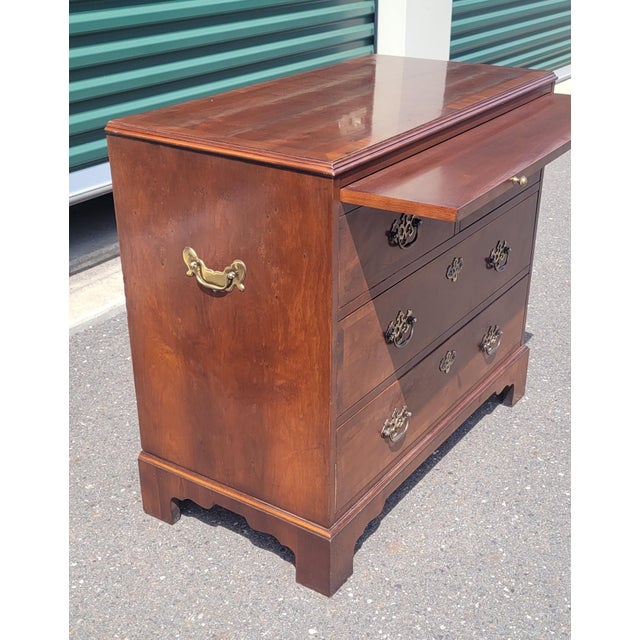 1960s Hekman Mahogany Small Chest For Sale - Image 9 of 13