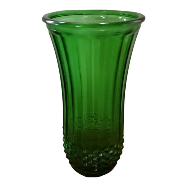 Vintage Hoosier Glass/Hour Glass Diamond Cut & Ribbed Vase For Sale