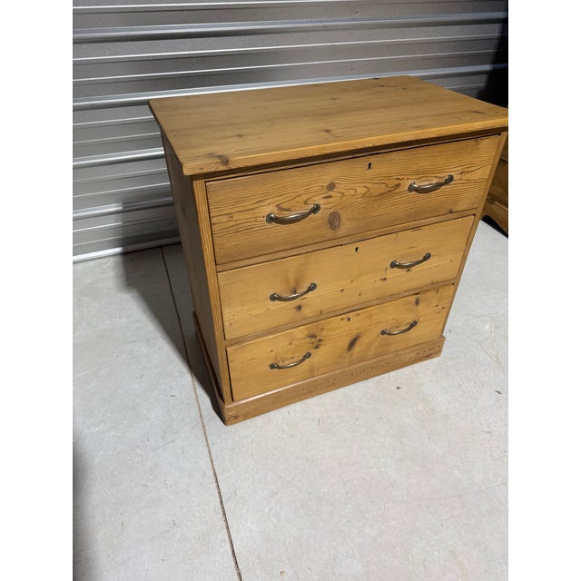 Antique Pine Three Drawers - Chest of Drawers From England For Sale - Image 4 of 18