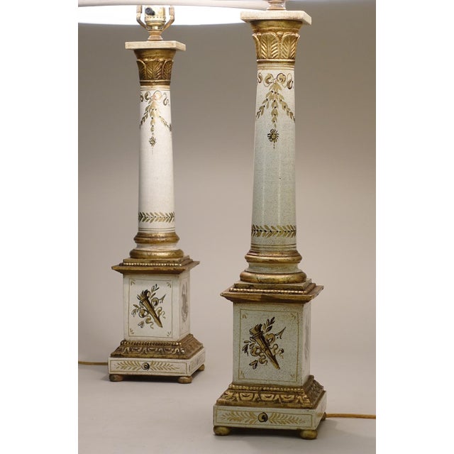 1930s Neoclassical Hand Painted Tole "Grand Tour" Tuscan Style Column Terra Cotta Pottery Wood Table Lamps - a Pair For Sale In Los Angeles - Image 6 of 13