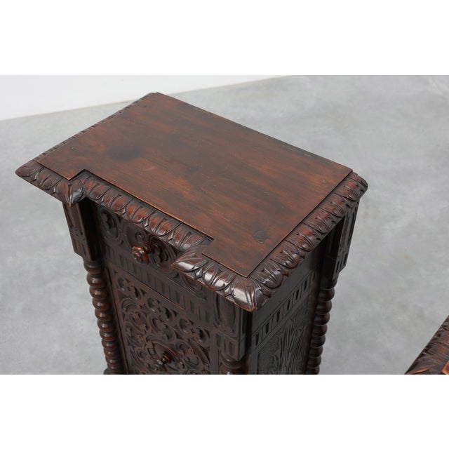 Oak Breton Carved Bedside Cabinets, France, 1890s, Set of 2 For Sale - Image 11 of 15