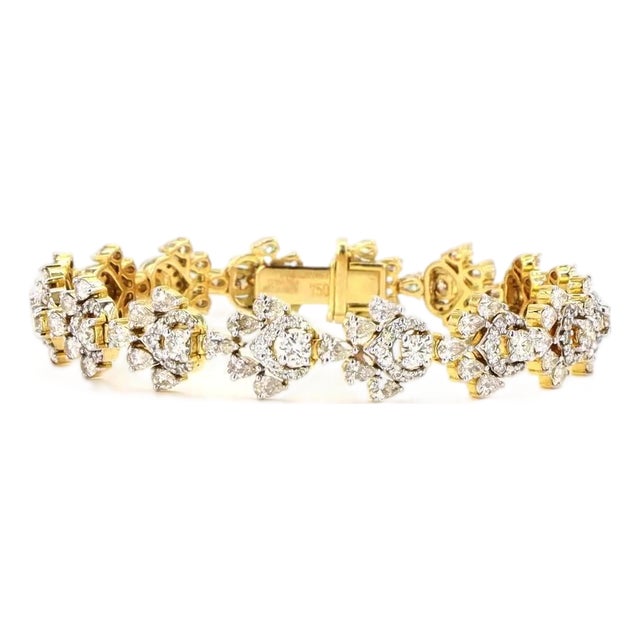 2.63 Carat Round Brilliant Cut Diamond Gold Bracelet For Sale