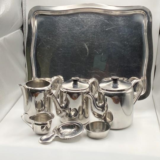 Besozzi Y Garcia 6-Piece Stainless Steel Coffee and Tea Set With Added Stainless Steel Tray - 7 pcs For Sale - Image 14 of 16