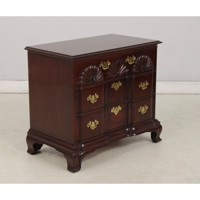 Chippendale Kindel Mahogany Block Front Goddard For Sale - Image 3 of 15