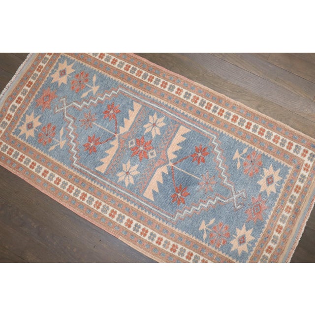 Blue Mini Turkish Konya Rug no. j5304 For Sale In New York - Image 6 of 7