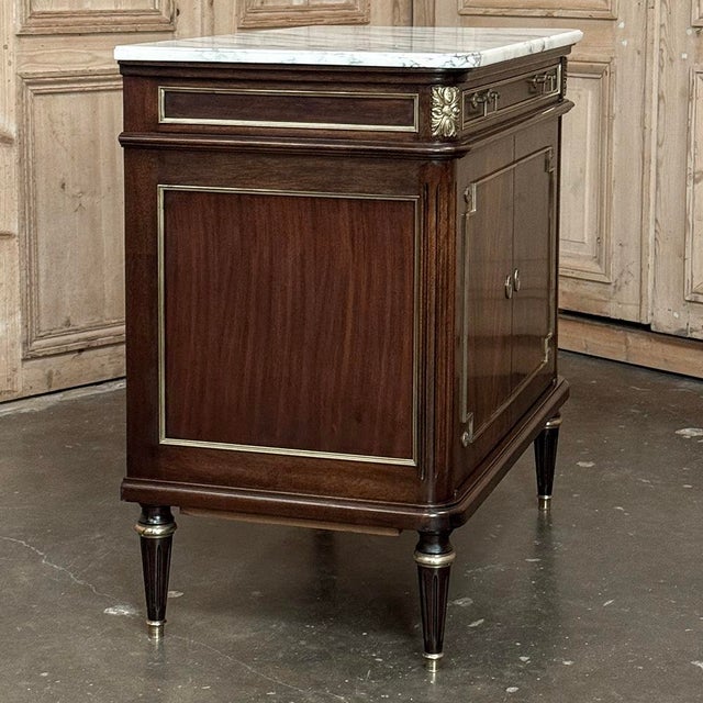 French Mahogany Louis XVI Style Two-Door Buffet With Carrara Marble Top For Sale - Image 13 of 18
