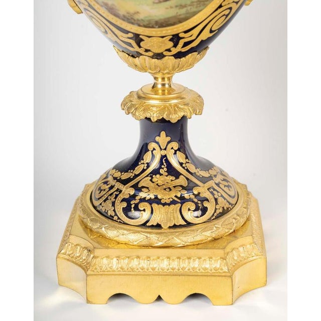 Sèvres Porcelain Mantel Set in Gilded Bronze, 1800s, Set of 3 For Sale - Image 4 of 16