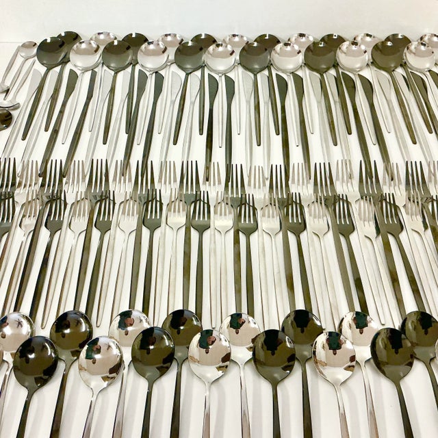 Metal Vintage Contemporary Modern Silver & Black Tone Flatware - 144 Piece Set, 24 Place Settings For Sale - Image 7 of 18