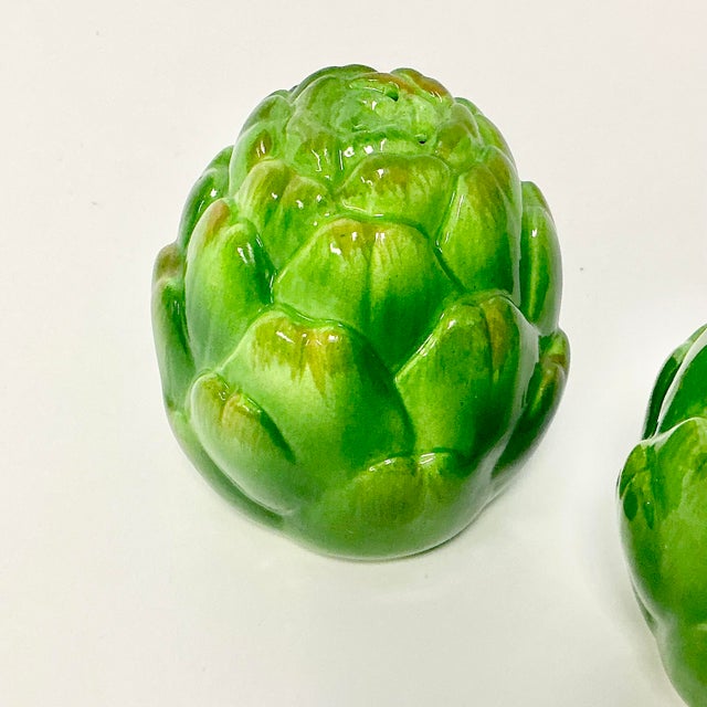 Ceramic 1980s Vintage Boho Chic Trompe L’Oeil Artichoke Salt & Pepper Shakers - A Pair. For Sale - Image 7 of 10